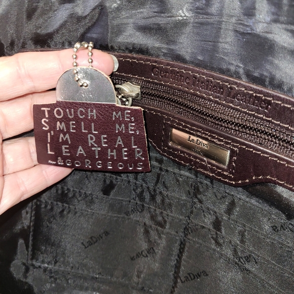 La Diva 100% Italian Leather - Picture 12 of 15